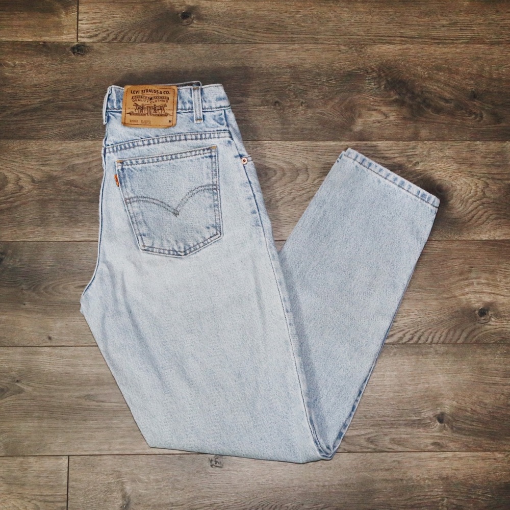 Vintage Levi’s 950 Jeans